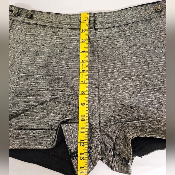 See By Chloé Metallic Button Tab Shorts in Black and Silver Size 6 - Picture 10 of 13